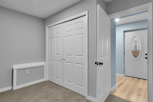 7564 13 Mile Road, Rockford, MI 49341