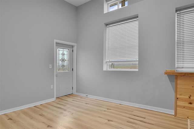 7564 13 Mile Road, Rockford, MI 49341