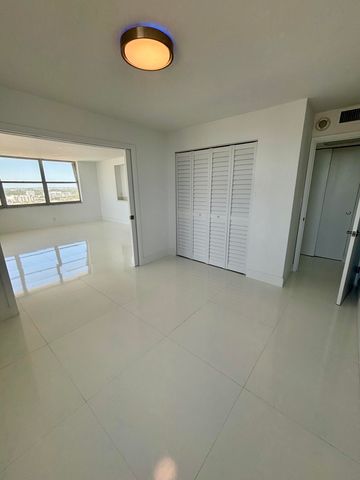 111 Briny Avenue 23-14, Pompano Beach, FL 33062