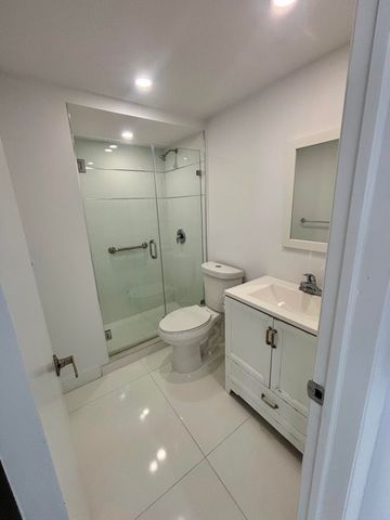 111 Briny Avenue 23-14, Pompano Beach, FL 33062