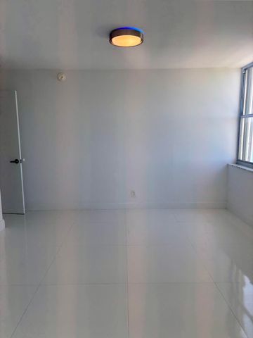 111 Briny Avenue 23-14, Pompano Beach, FL 33062