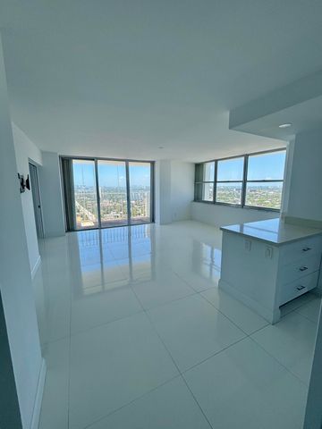 111 Briny Avenue 23-14, Pompano Beach, FL 33062
