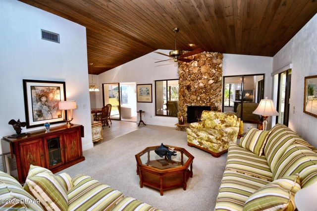 104 Spyglass Circle, Daytona Beach, FL 32114