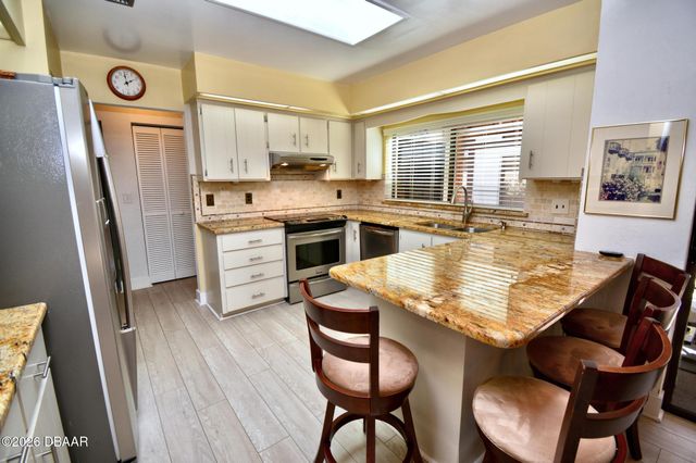 104 Spyglass Circle, Daytona Beach, FL 32114