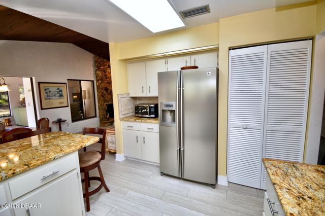 104 Spyglass Circle, Daytona Beach, FL 32114