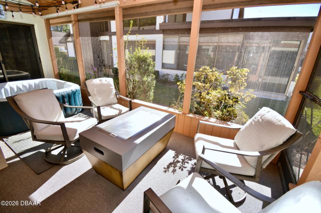 104 Spyglass Circle, Daytona Beach, FL 32114