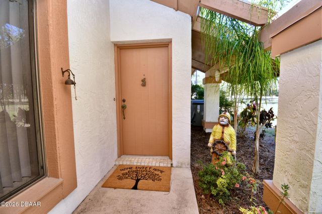 104 Spyglass Circle, Daytona Beach, FL 32114