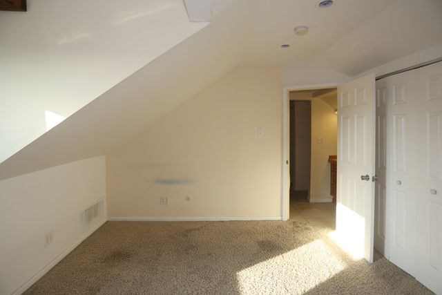 2458 N CLYBOURN Avenue, Chicago, IL 60614