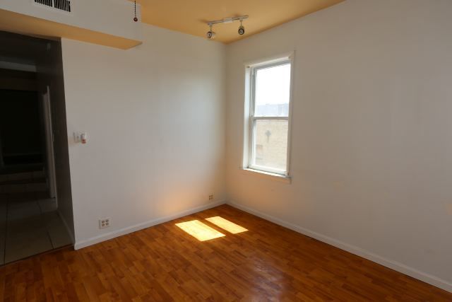 2458 N CLYBOURN Avenue, Chicago, IL 60614