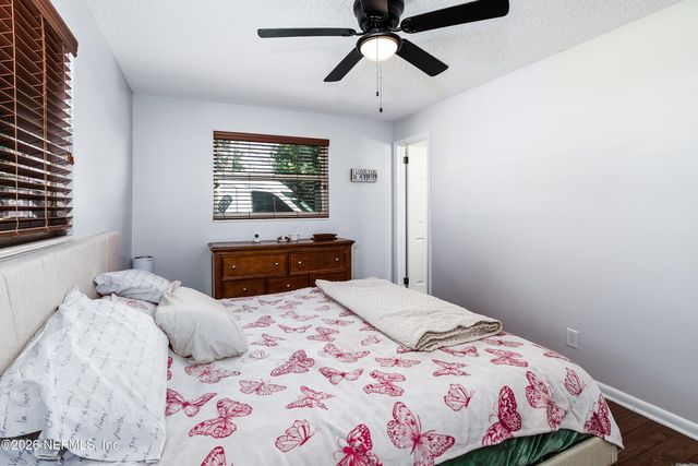 721 FOXBRIAR Cove, Jacksonville, FL 32221