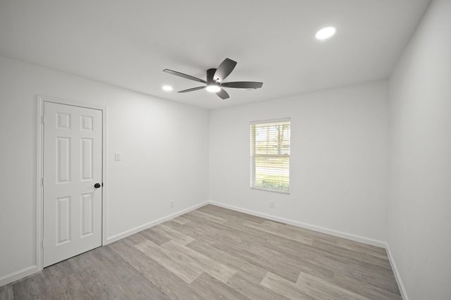 5943 Greenmont Drive, Houston, TX 77092