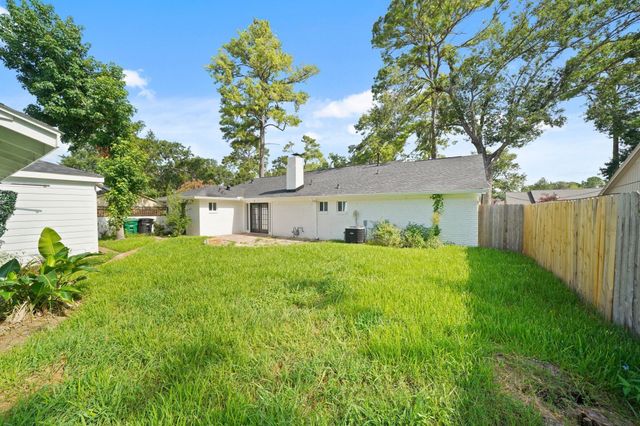 5943 Greenmont Drive, Houston, TX 77092