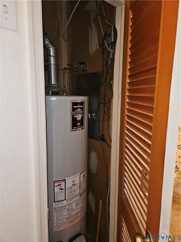 3910 Monida Rd, Henrico, VA 23294