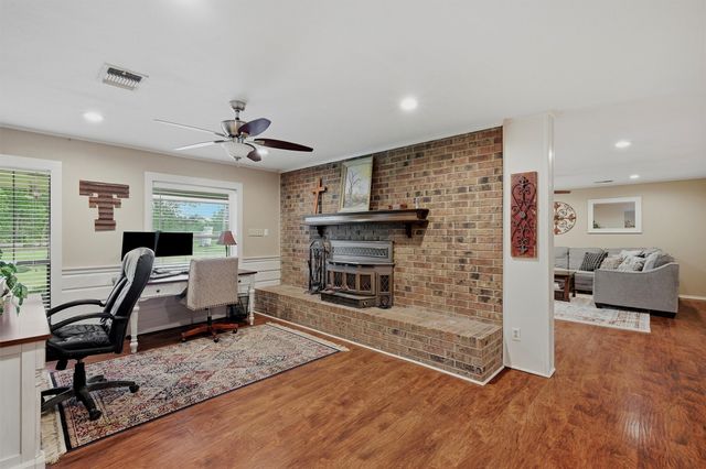 1252 County Road 167, Whitesboro, TX 76273