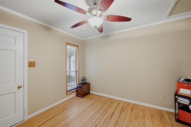 1252 County Road 167, Whitesboro, TX 76273