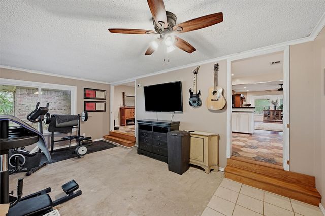 1252 County Road 167, Whitesboro, TX 76273