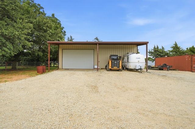 1252 County Road 167, Whitesboro, TX 76273