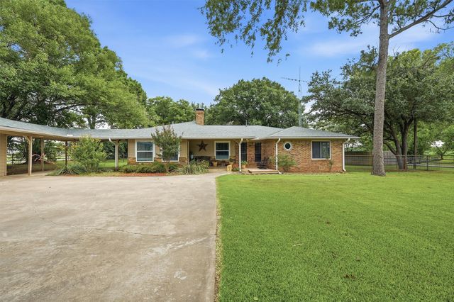1252 County Road 167, Whitesboro, TX 76273