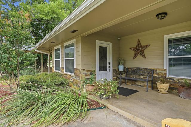 1252 County Road 167, Whitesboro, TX 76273