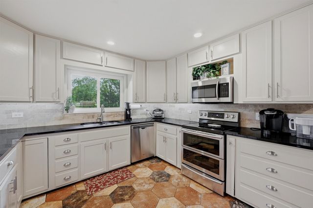 1252 County Road 167, Whitesboro, TX 76273