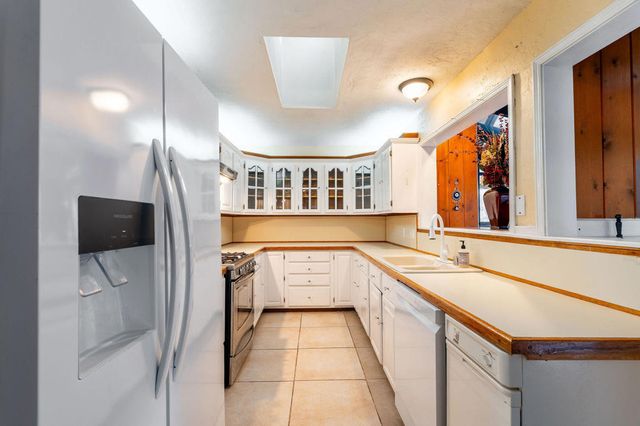 52805 Idyllmont Road, Idyllwild, CA 92549