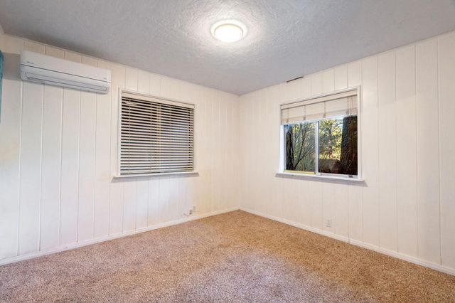 52805 Idyllmont Road, Idyllwild, CA 92549