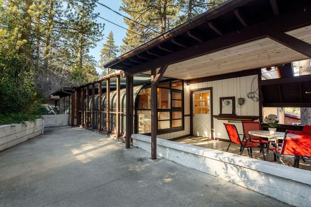52805 Idyllmont Road, Idyllwild, CA 92549