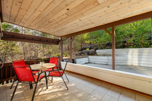 52805 Idyllmont Road, Idyllwild, CA 92549