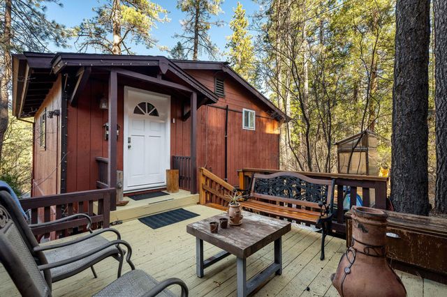 52805 Idyllmont Road, Idyllwild, CA 92549
