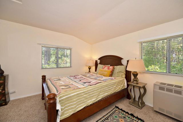 52805 Idyllmont Road, Idyllwild, CA 92549