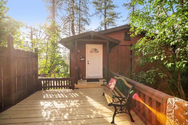 52805 Idyllmont Road, Idyllwild, CA 92549