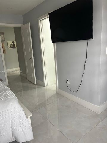 1200 SW 136th Pl, Miami, FL 33184