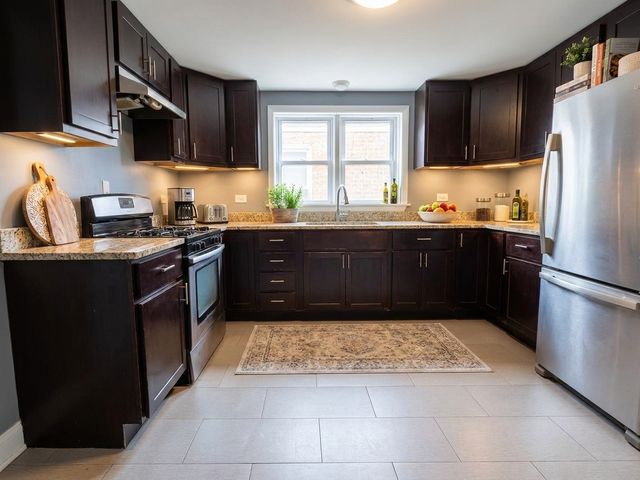 4736 S Tripp Avenue 2, Chicago, IL 60632