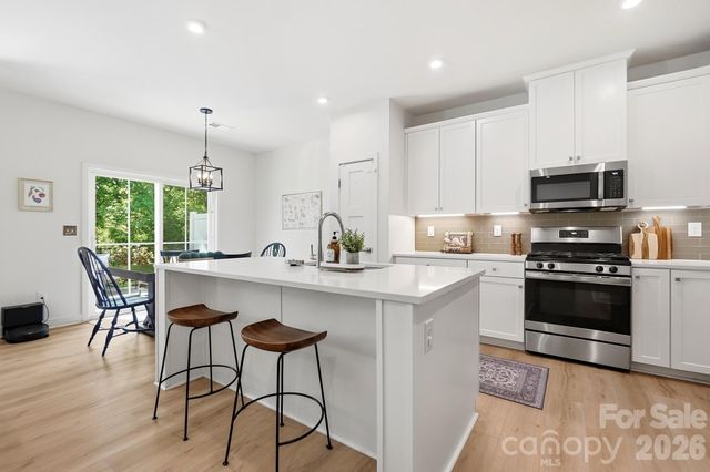 6315 Ashton Park Drive, Denver, NC 28037