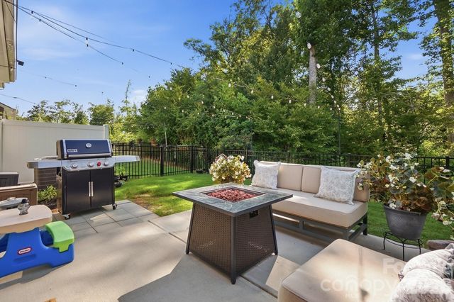 6315 Ashton Park Drive, Denver, NC 28037