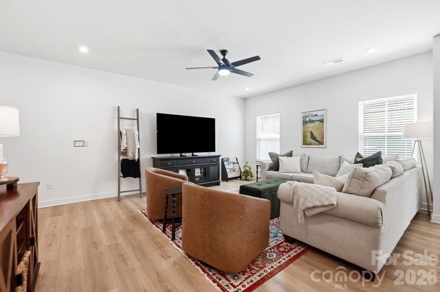 6315 Ashton Park Drive, Denver, NC 28037