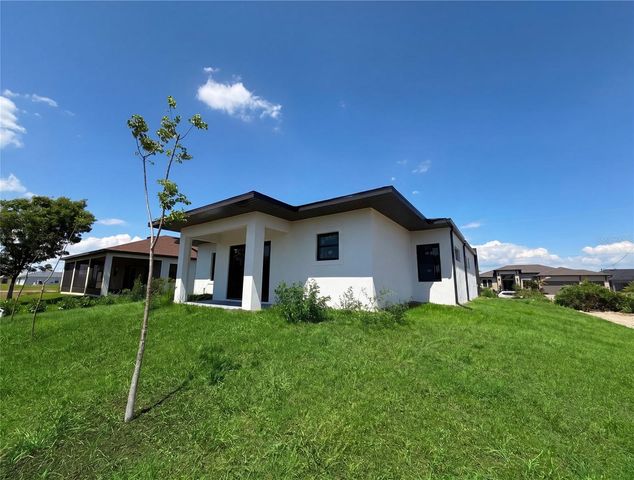 2725 EMBERS PARKWAY W, Cape Coral, FL 33993