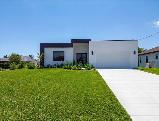 2725 EMBERS PARKWAY W, Cape Coral, FL 33993