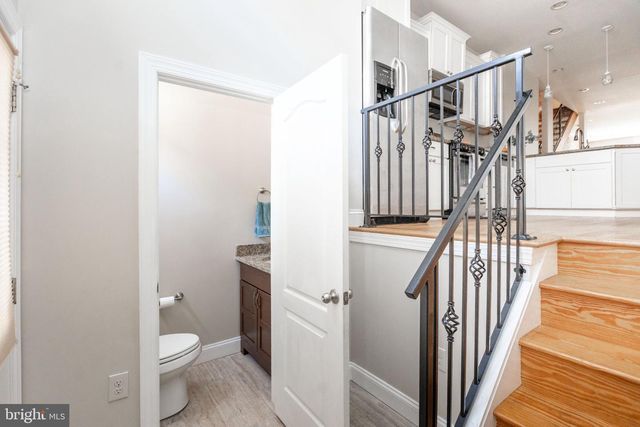 3502 CHESTNUT AVE, Baltimore, MD 21211