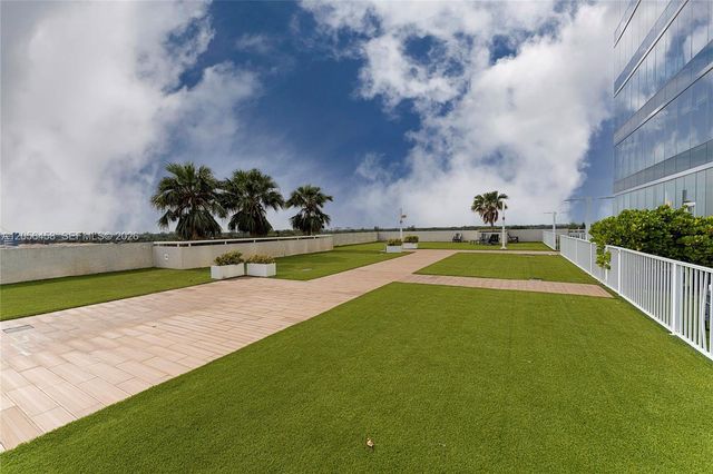 20200 W Dixie Hwy 903 Hwy 903, Miami, FL 33180