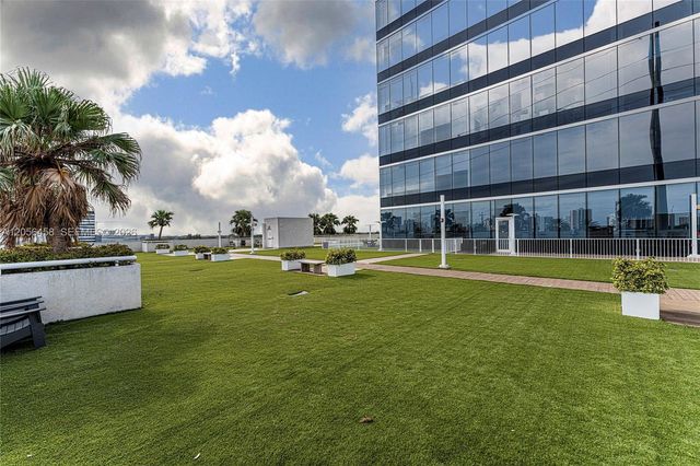 20200 W Dixie Hwy 903 Hwy 903, Miami, FL 33180
