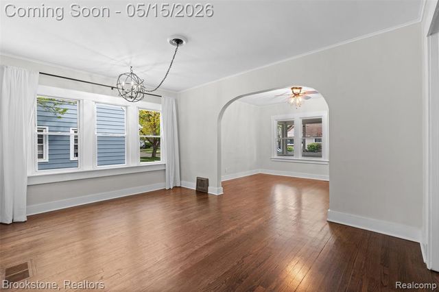 142 Massoit Street, Commerce Twp, MI 48017