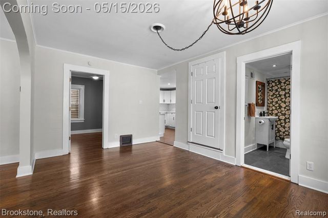 142 Massoit Street, Commerce Twp, MI 48017
