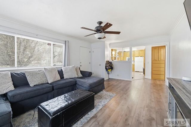 318 W Center Street, Shelley, ID 83274