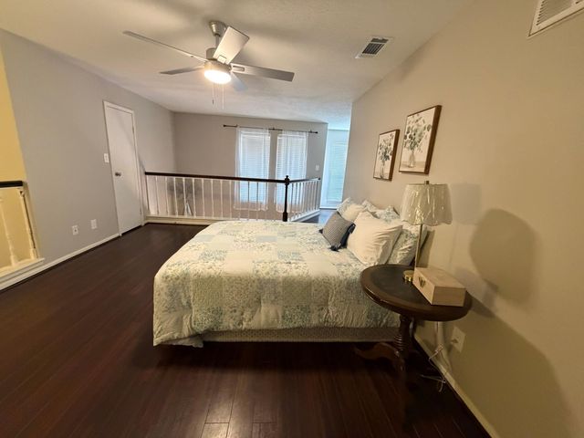 7575 Cambridge Street 1602, Houston, TX 77054