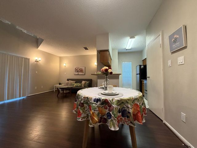 7575 Cambridge Street 1602, Houston, TX 77054