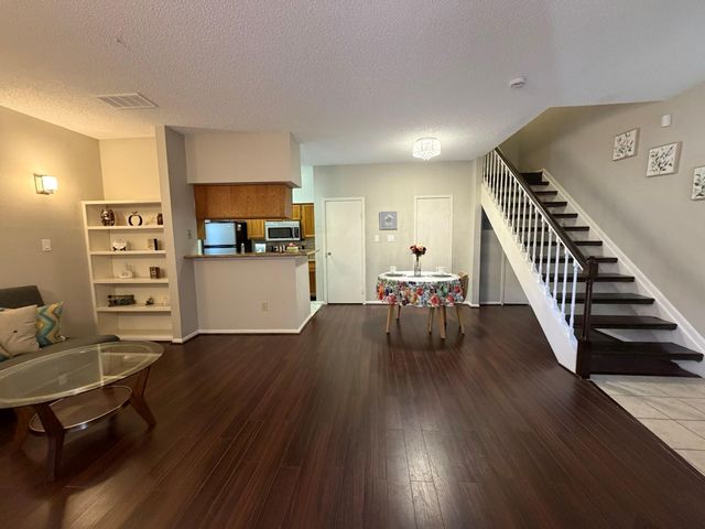 7575 Cambridge Street 1602, Houston, TX 77054