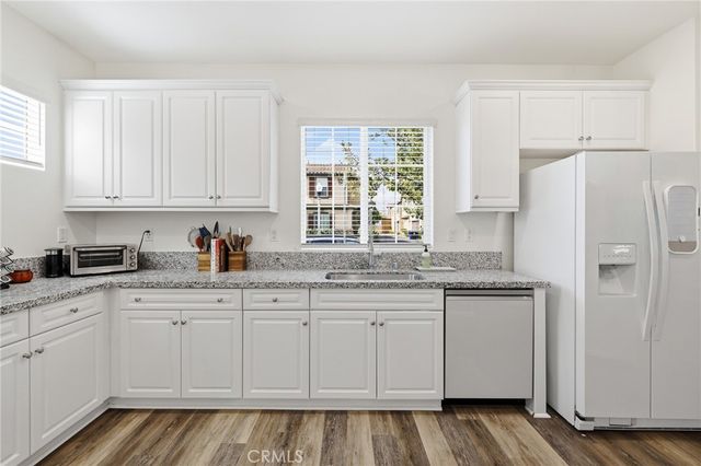 27471 Poppy Court, Saugus, CA 91350