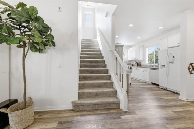 27471 Poppy Court, Saugus, CA 91350