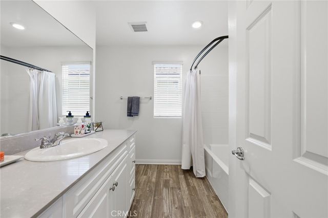 27471 Poppy Court, Saugus, CA 91350